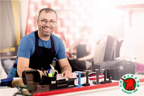 加盟一個(gè)干洗店的多錢?為您推薦最靠譜的投資方式