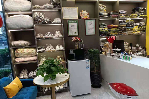 洗衣店加盟成本高嗎